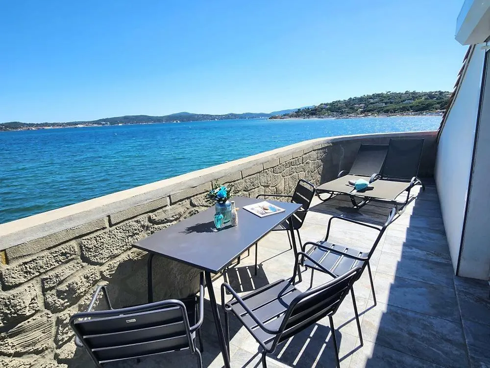 La Belle Aurore - Les Collectionneurs Sainte-Maxime 4*,  France